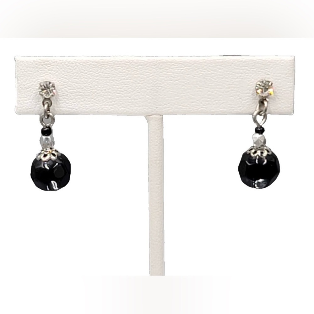 Vintage Faceted Crystal Beaded Dangle Earrings Silver Tone Black Drop Retro Y2K